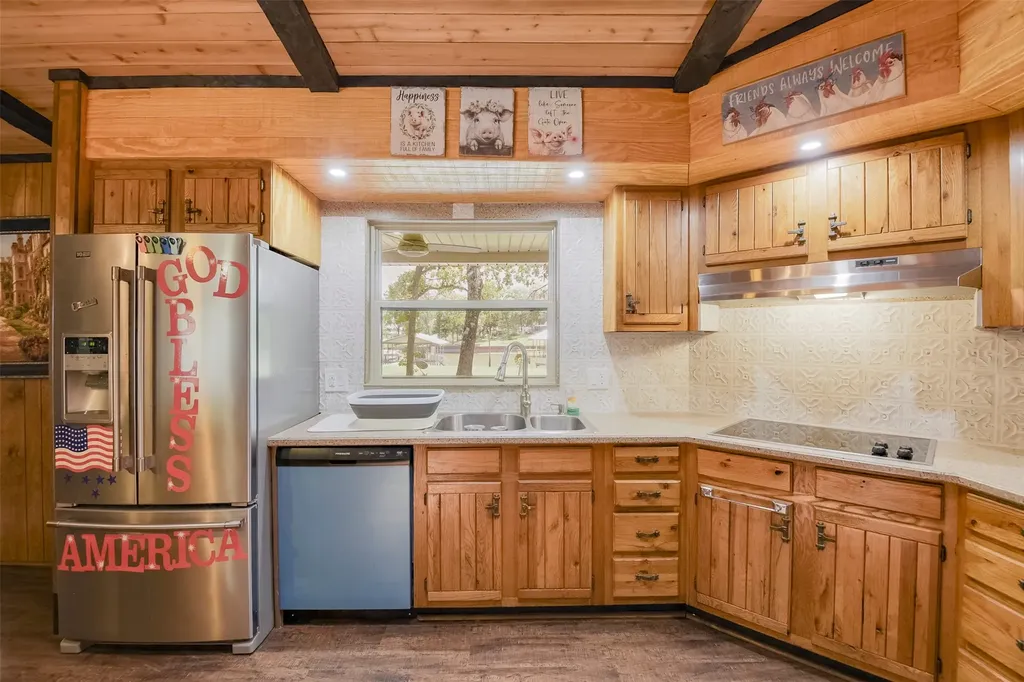 182 Indian Gap Road Mabank TX 75156