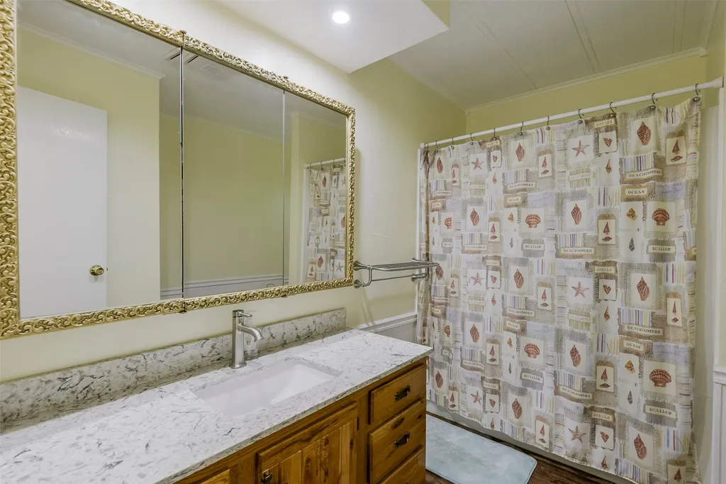 182 Indian Gap Road Mabank TX 75156