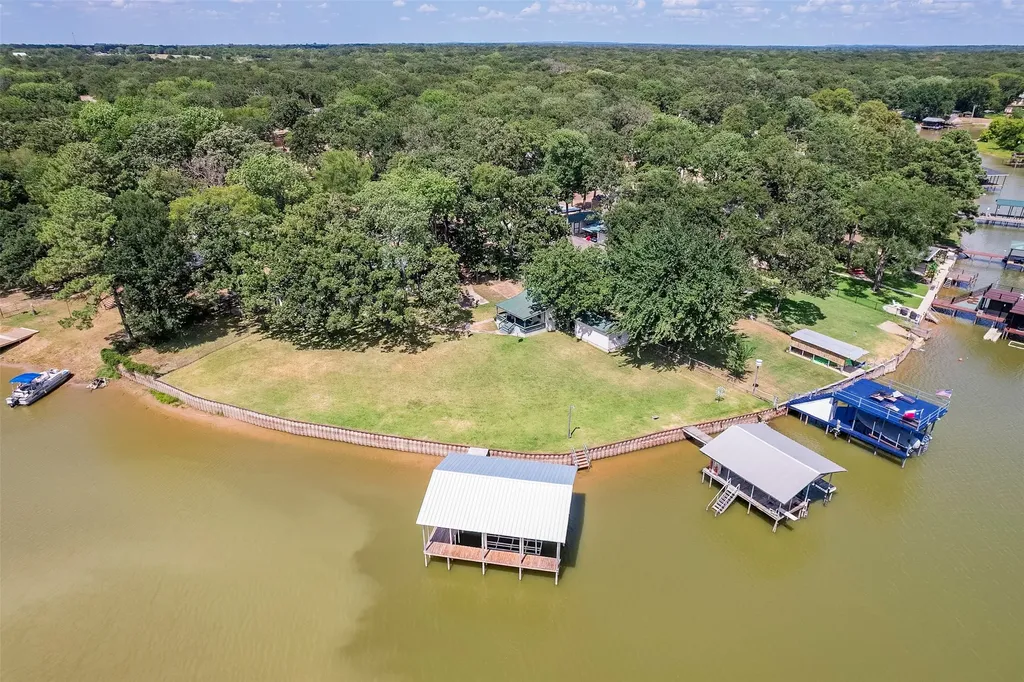 182 Indian Gap Road Mabank TX 75156
