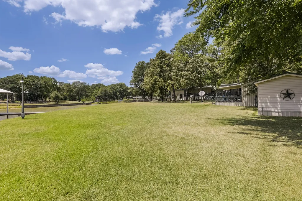 182 Indian Gap Road Mabank TX 75156