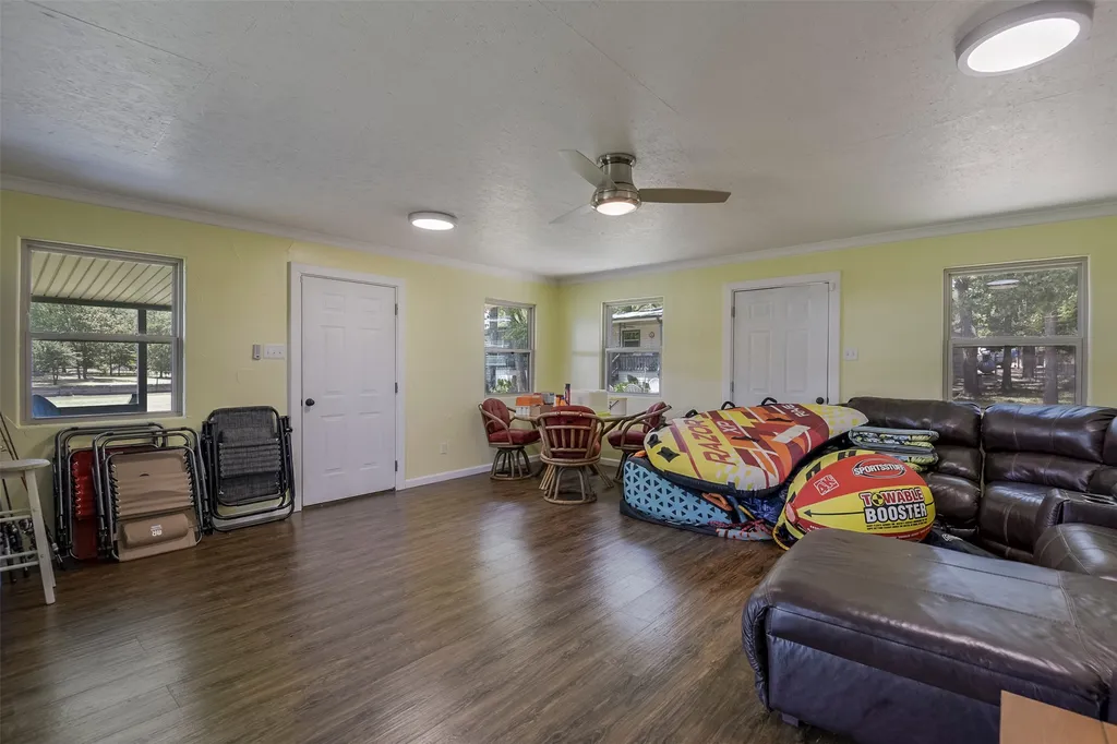 182 Indian Gap Road Mabank TX 75156