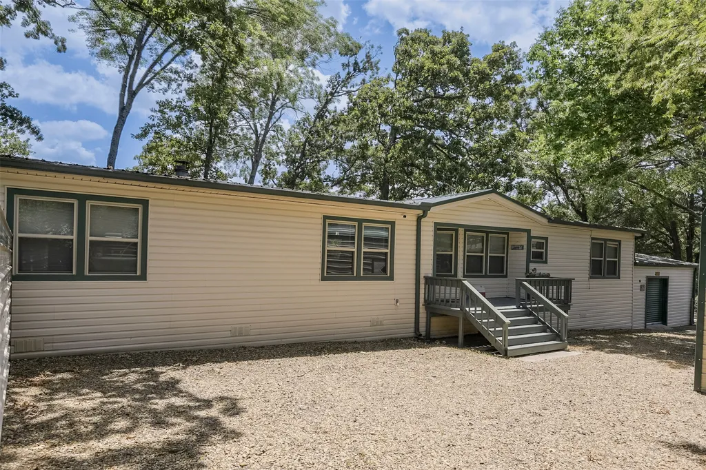 182 Indian Gap Road Mabank TX 75156