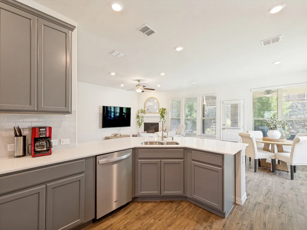 3396 Edgecreek Path Lewisville TX 75010