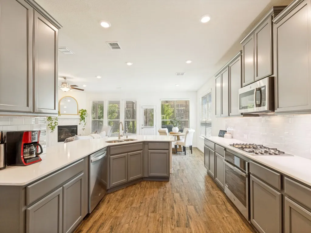 3396 Edgecreek Path Lewisville TX 75010
