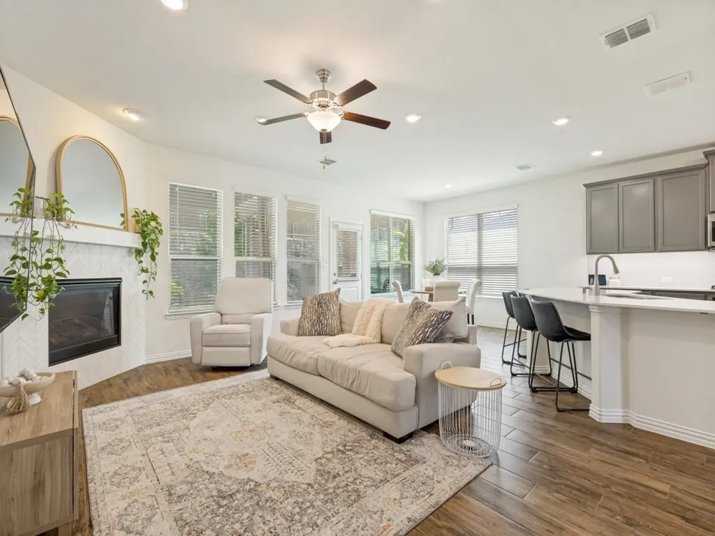 3396 Edgecreek Path Lewisville TX 75010