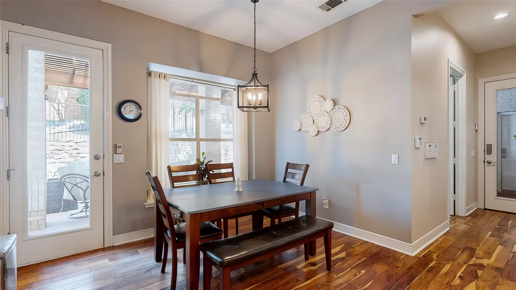 3107 Hillside Drive Highland Village TX 75077