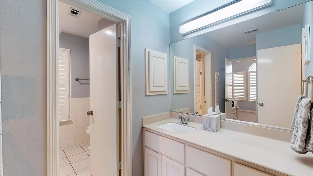 3107 Hillside Drive Highland Village TX 75077