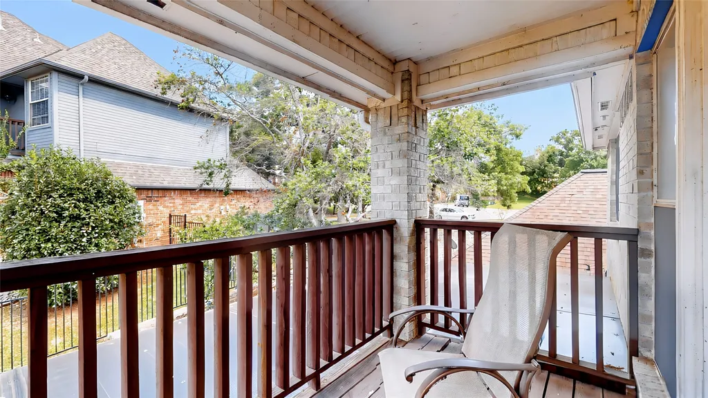 3107 Hillside Drive Highland Village TX 75077