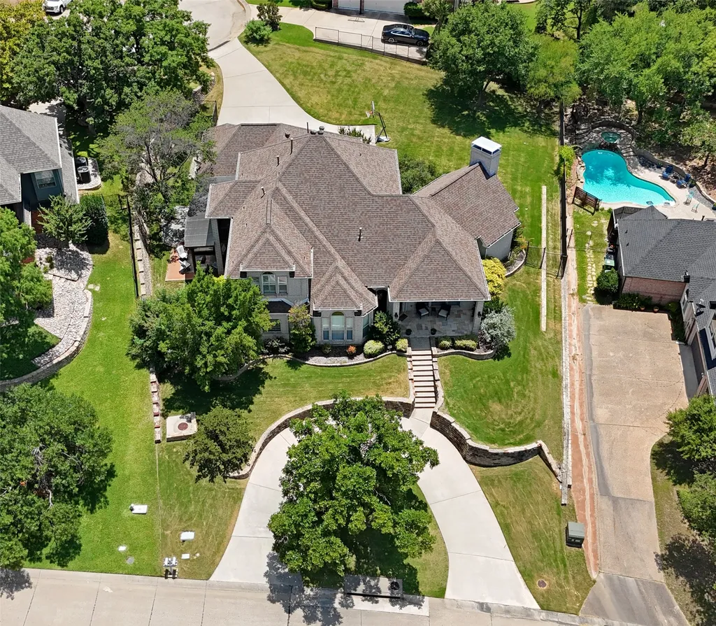 3107 Hillside Drive Highland Village TX 75077