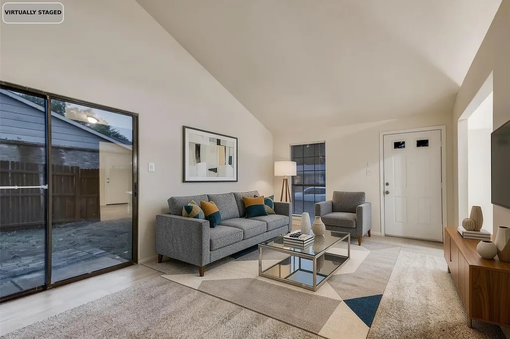2315 Sunflower Drive Arlington TX 76014