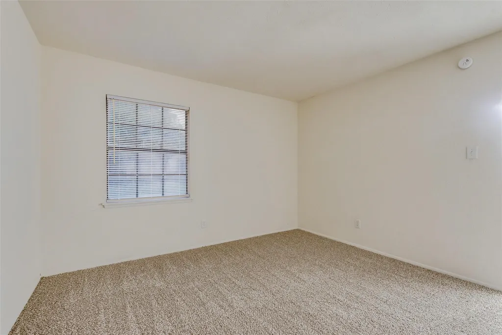 2315 Sunflower Drive Arlington TX 76014