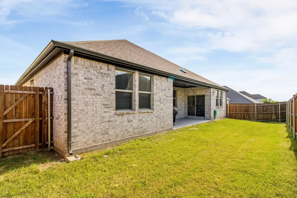 1211 Sweetleaf Street Melissa TX 75454