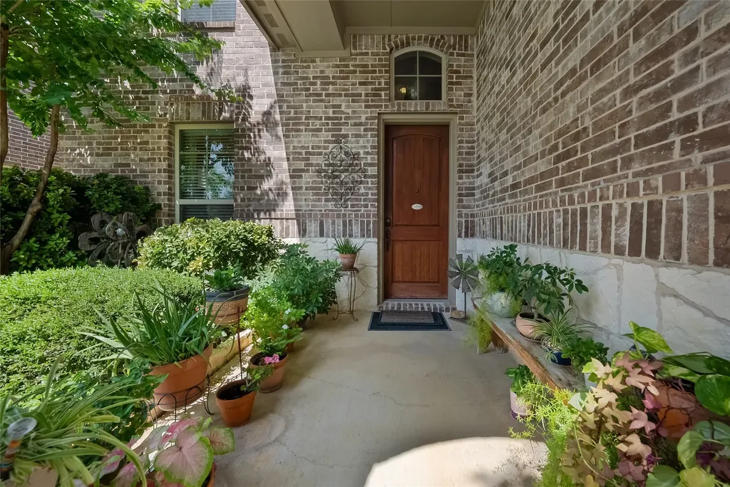 8629 Tribute Lane Fort Worth TX 76131