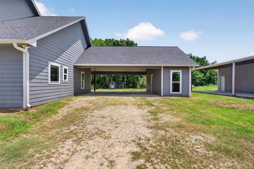 1094 County Road 2389 Alba TX 75410