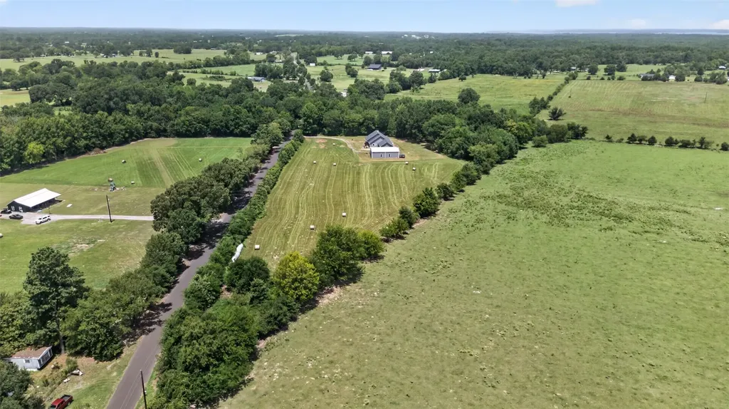 1094 County Road 2389 Alba TX 75410