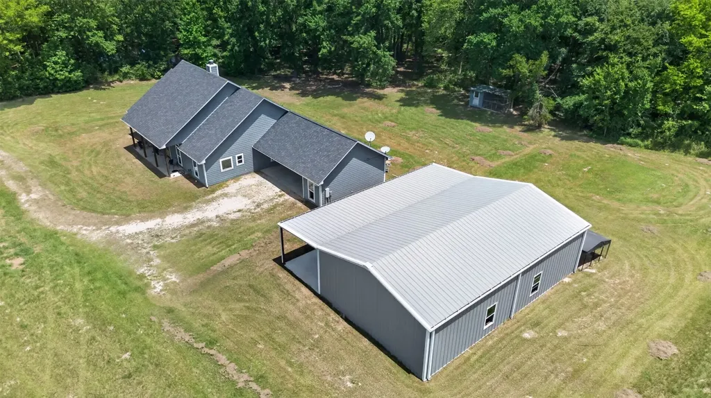 1094 County Road 2389 Alba TX 75410