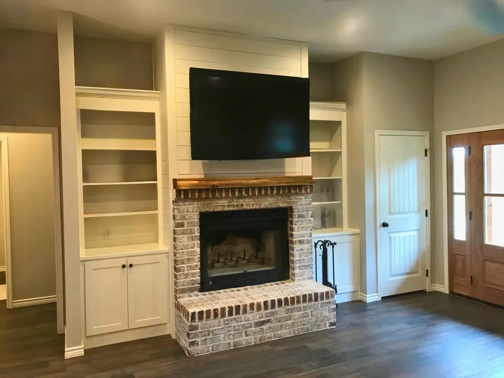 1094 County Road 2389 Alba TX 75410