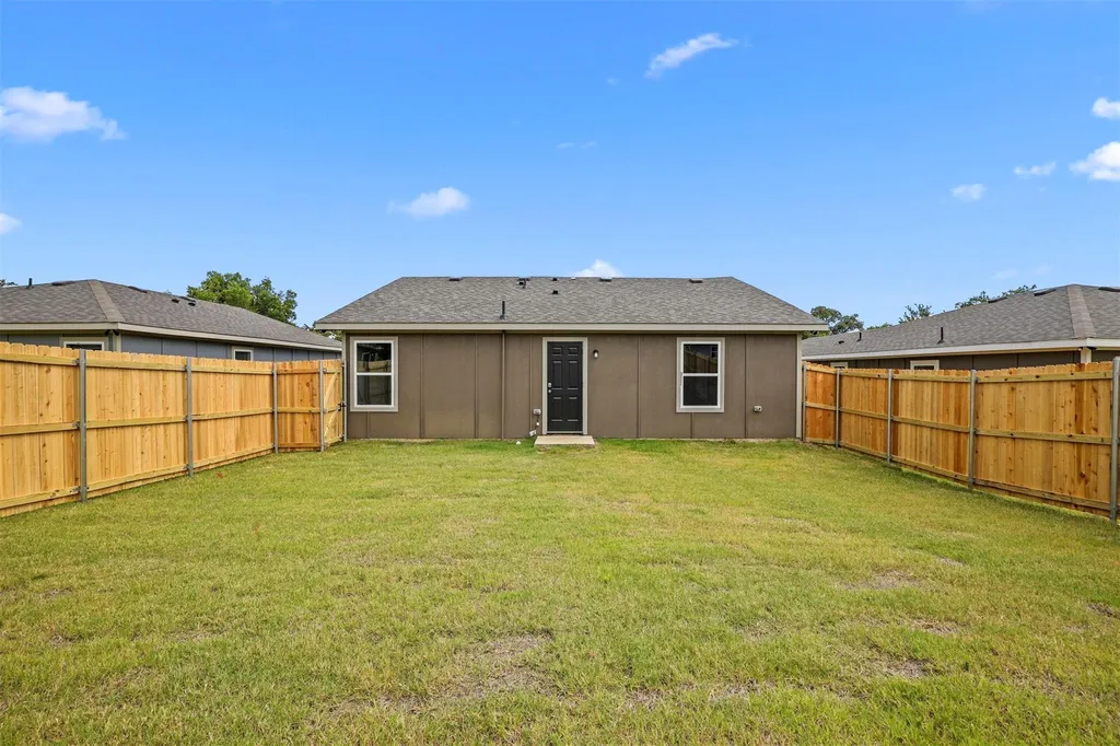 406 E Munson Street Denison TX 75021