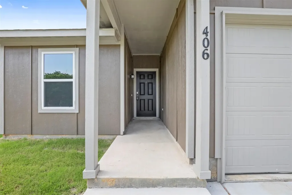 406 E Munson Street Denison TX 75021