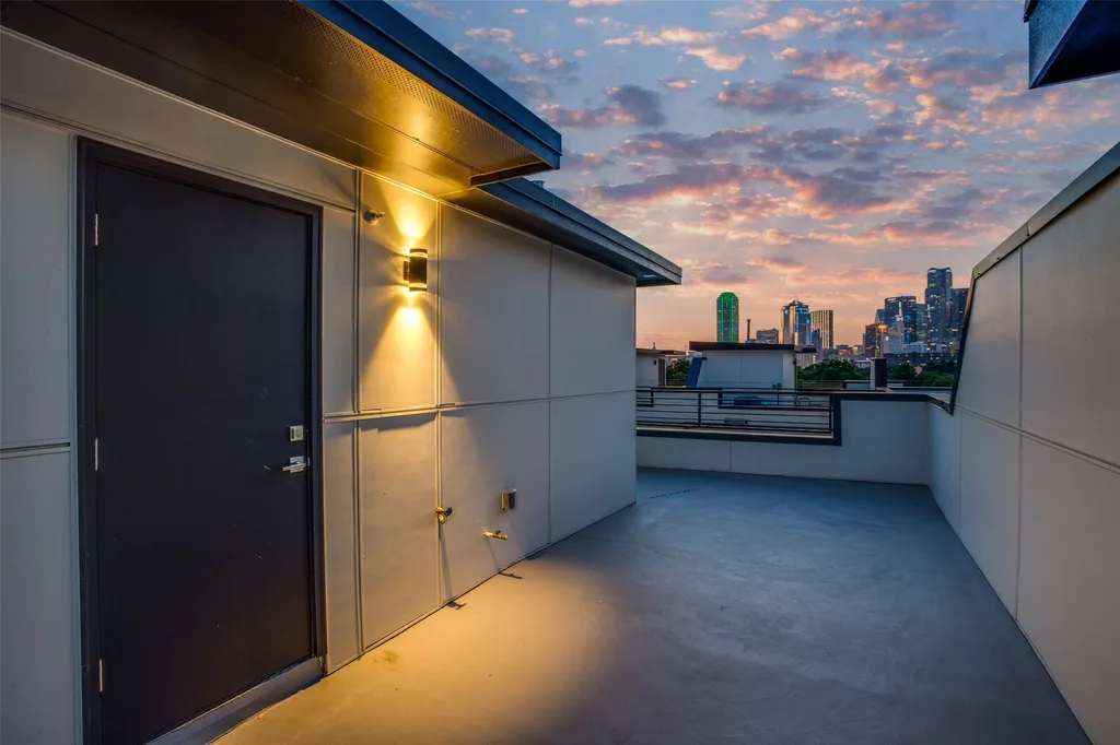 1813 Park Avenue Dallas TX 75215