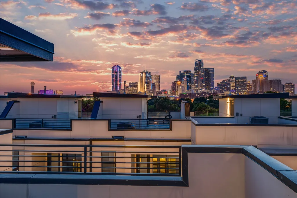 1813 Park Avenue Dallas TX 75215