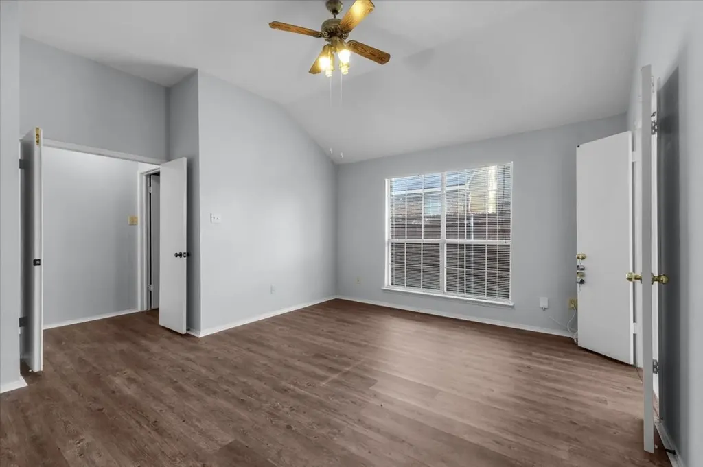 4244 Hathaway Drive Grand Prairie TX 75052