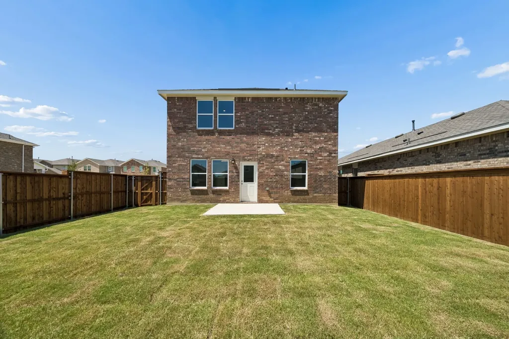 14200 Donahue Street Pilot Point TX 76258