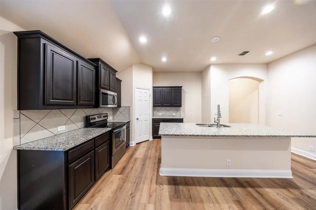 5725 Demi Sec Drive Mckinney TX 75070