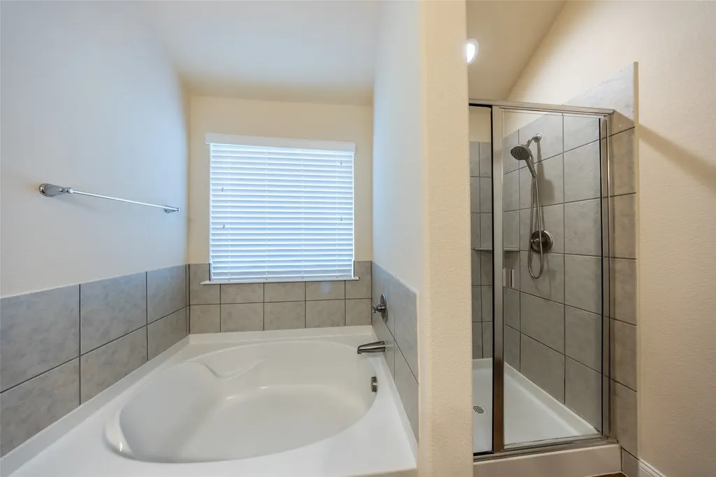 5725 Demi Sec Drive Mckinney TX 75070