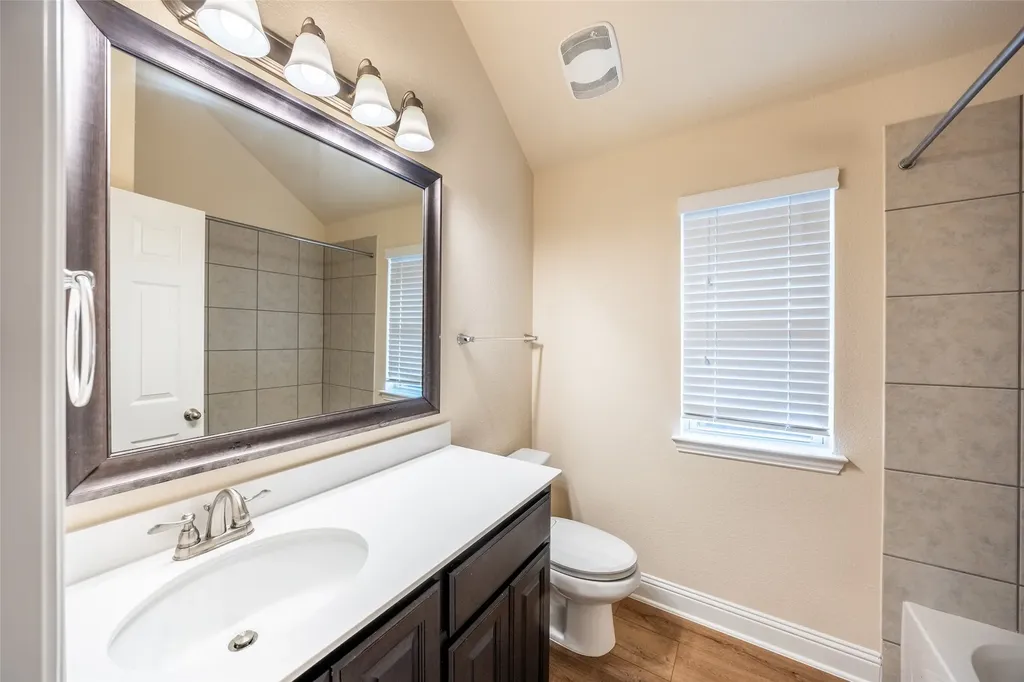 5725 Demi Sec Drive Mckinney TX 75070
