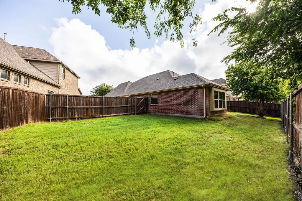 5725 Demi Sec Drive Mckinney TX 75070