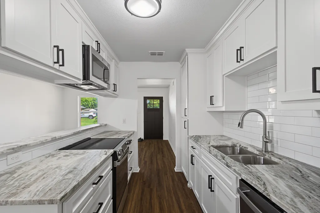 815 Steve Court Sanger TX 76266