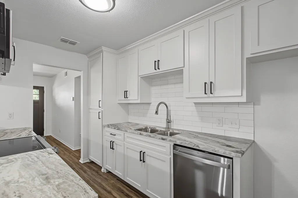 815 Steve Court Sanger TX 76266
