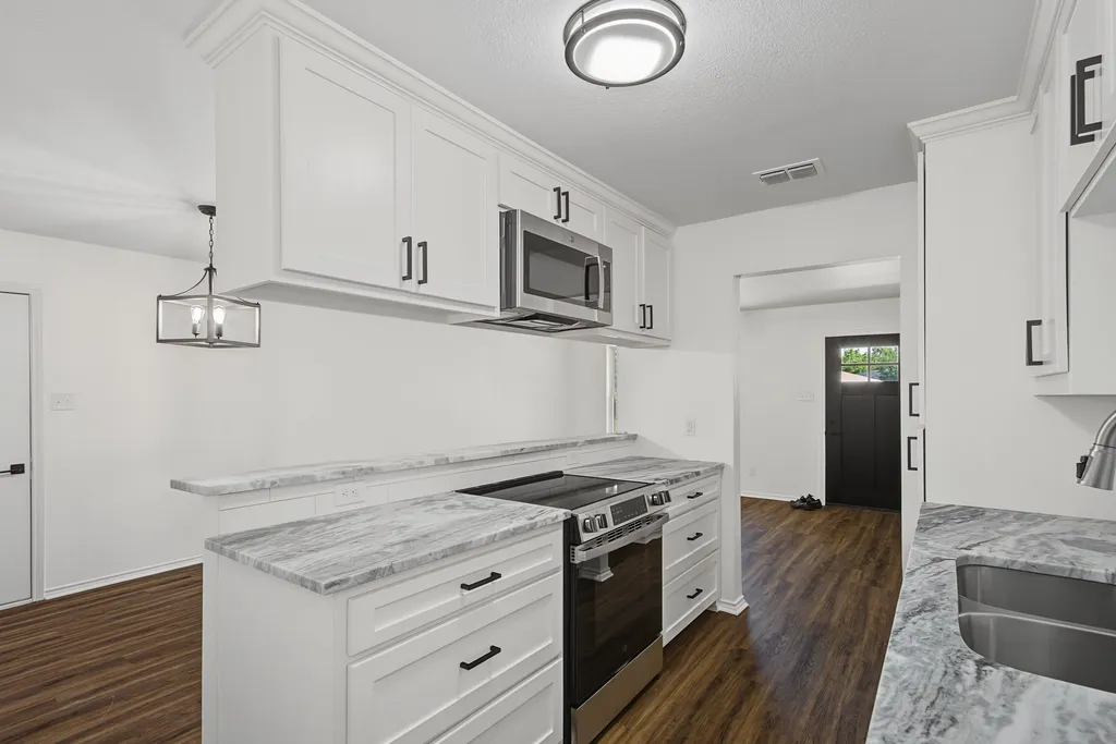 815 Steve Court Sanger TX 76266