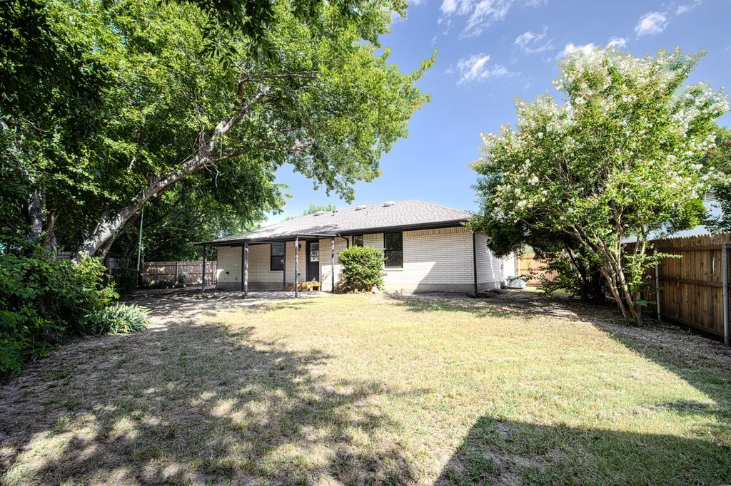 815 Steve Court Sanger TX 76266