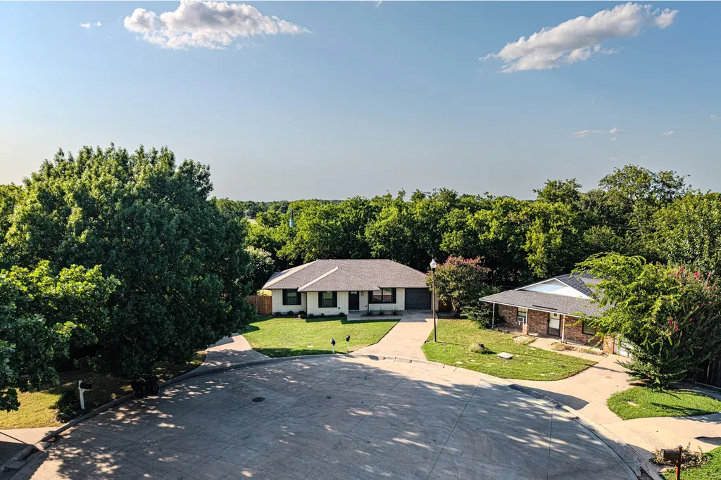 815 Steve Court Sanger TX 76266