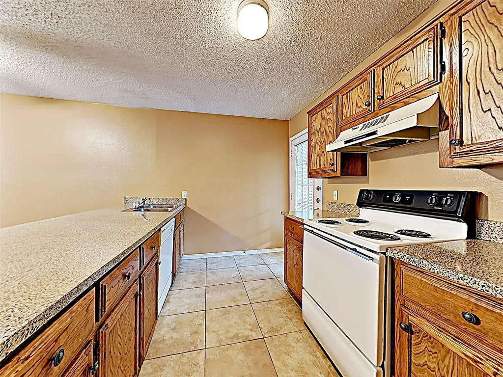 146 Austin Stone Drive Duncanville TX 75137
