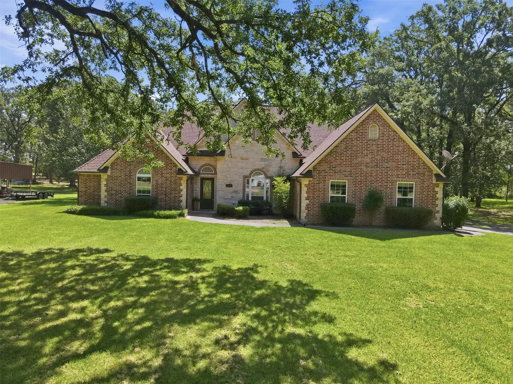 325 County Road 3646 Sulphur Springs TX 75482