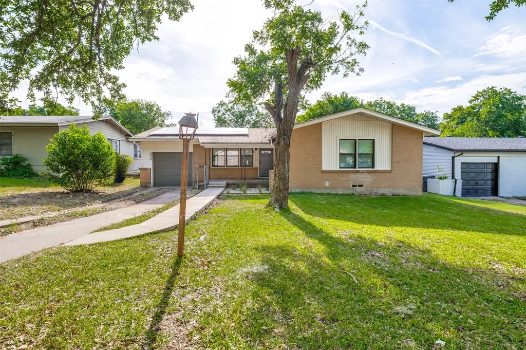 3910 Vanette Lane Dallas TX 75216