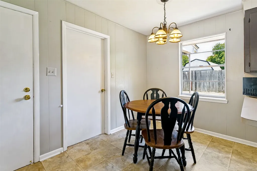 308 N Avenue C Springtown TX 76082