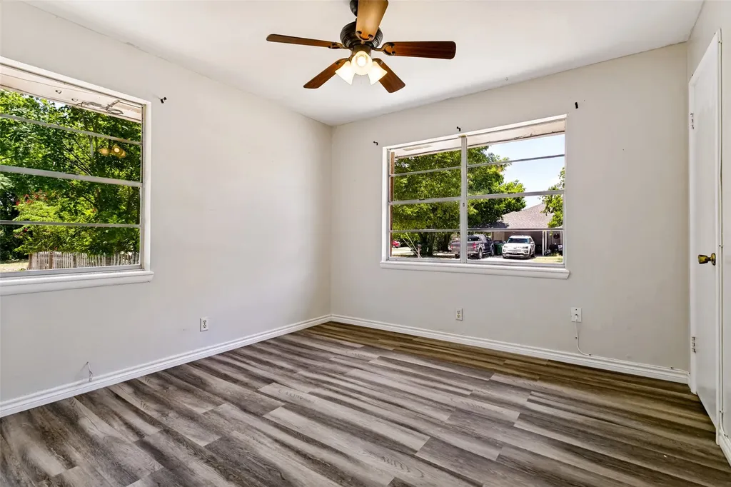 308 N Avenue C Springtown TX 76082