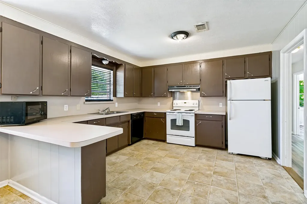308 N Avenue C Springtown TX 76082