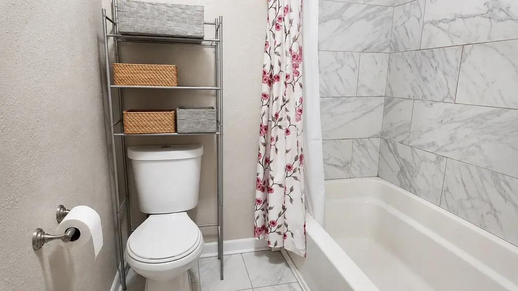 200 S Mimosa Street Paradise TX 76073