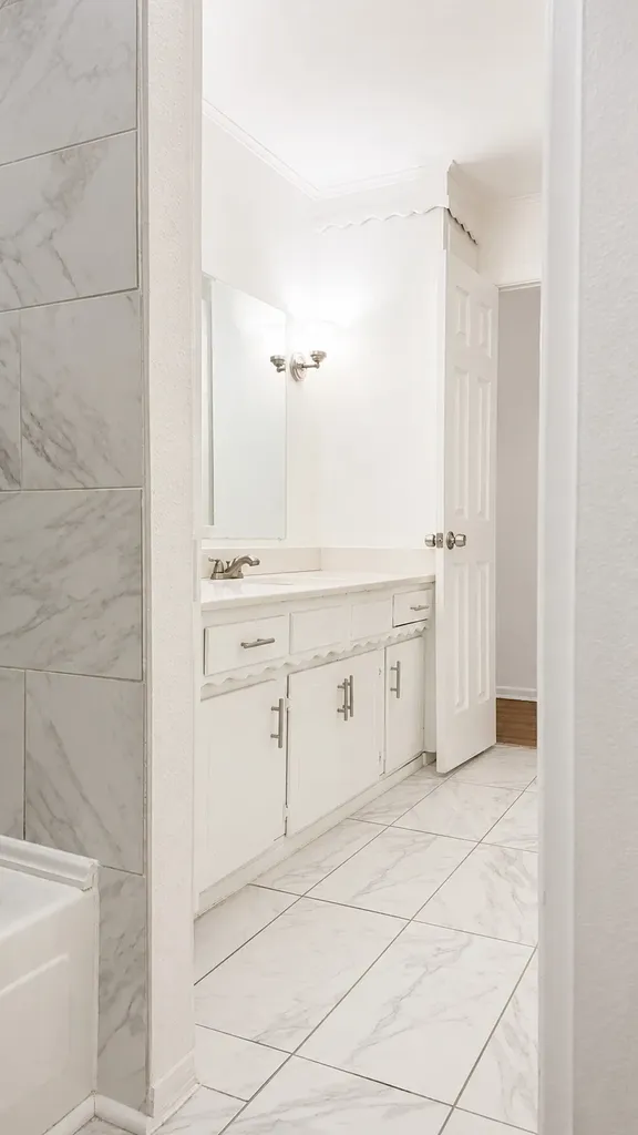 200 S Mimosa Street Paradise TX 76073