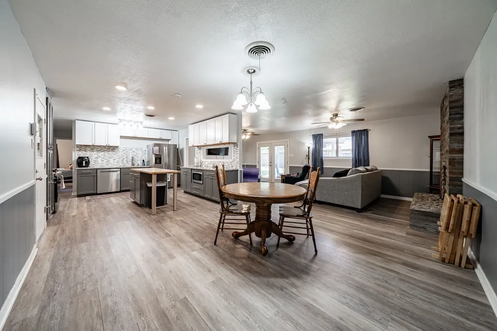 4350 Mary Lou Abilene TX 79606