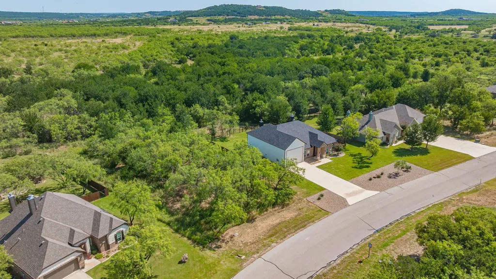 1172 Green Elm Graford TX 76449