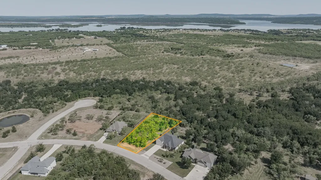1172 Green Elm Graford TX 76449