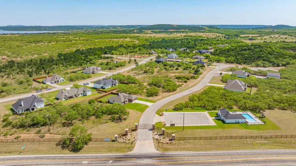1172 Green Elm Graford TX 76449