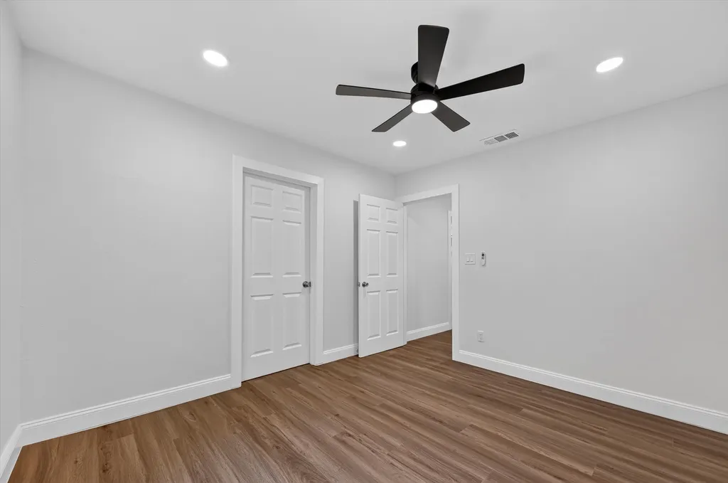 1113 Brock Street Dallas TX 75203