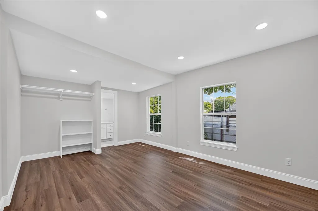 1113 Brock Street Dallas TX 75203